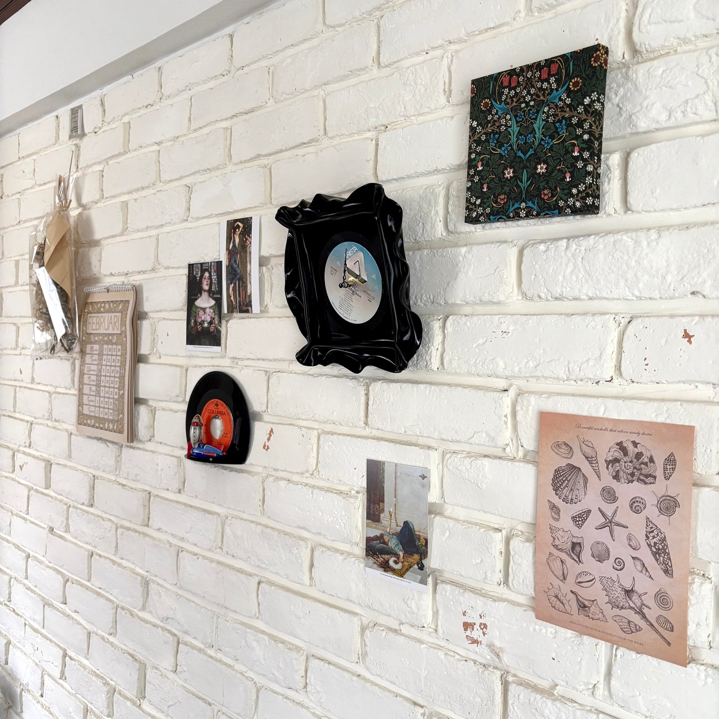 SQUARE CLOCK