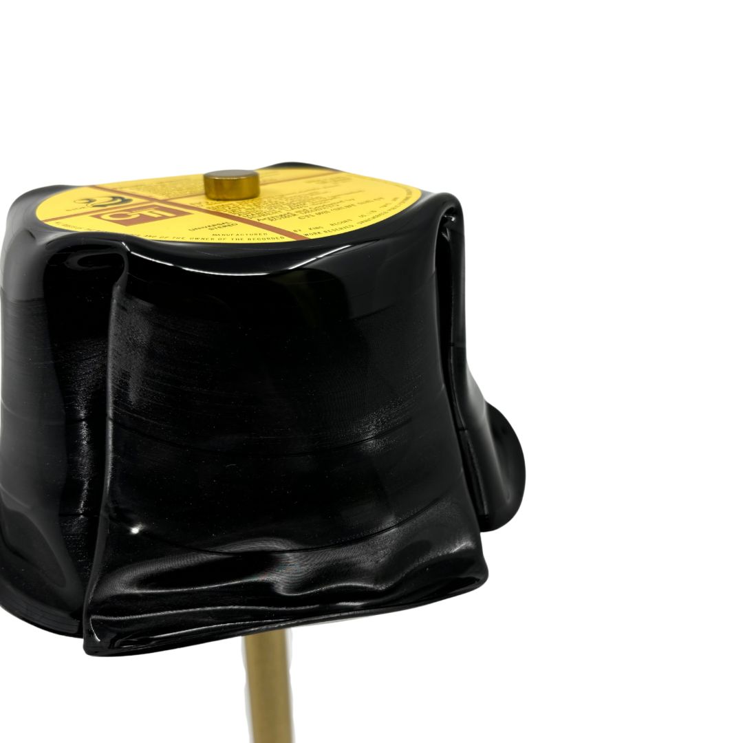 TULIP LAMP